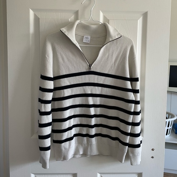 Zara Sweaters - Zara Striped Quarter Zip Sweater